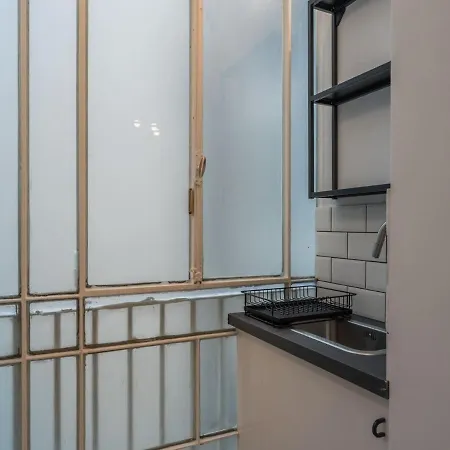 The Best Rent - Cozy Two-bedroom In Via Dei Condotti Apartment